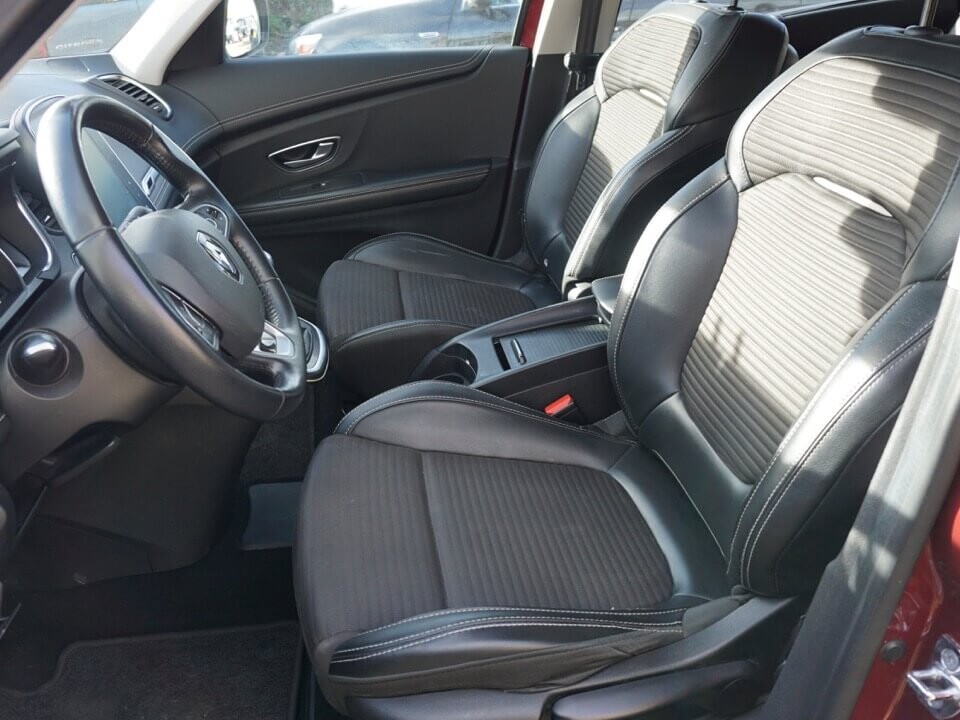 RENAULT GRAND SCÉNIC 1.2 TCe ZEN COLLECTION 97KW_Renting Master