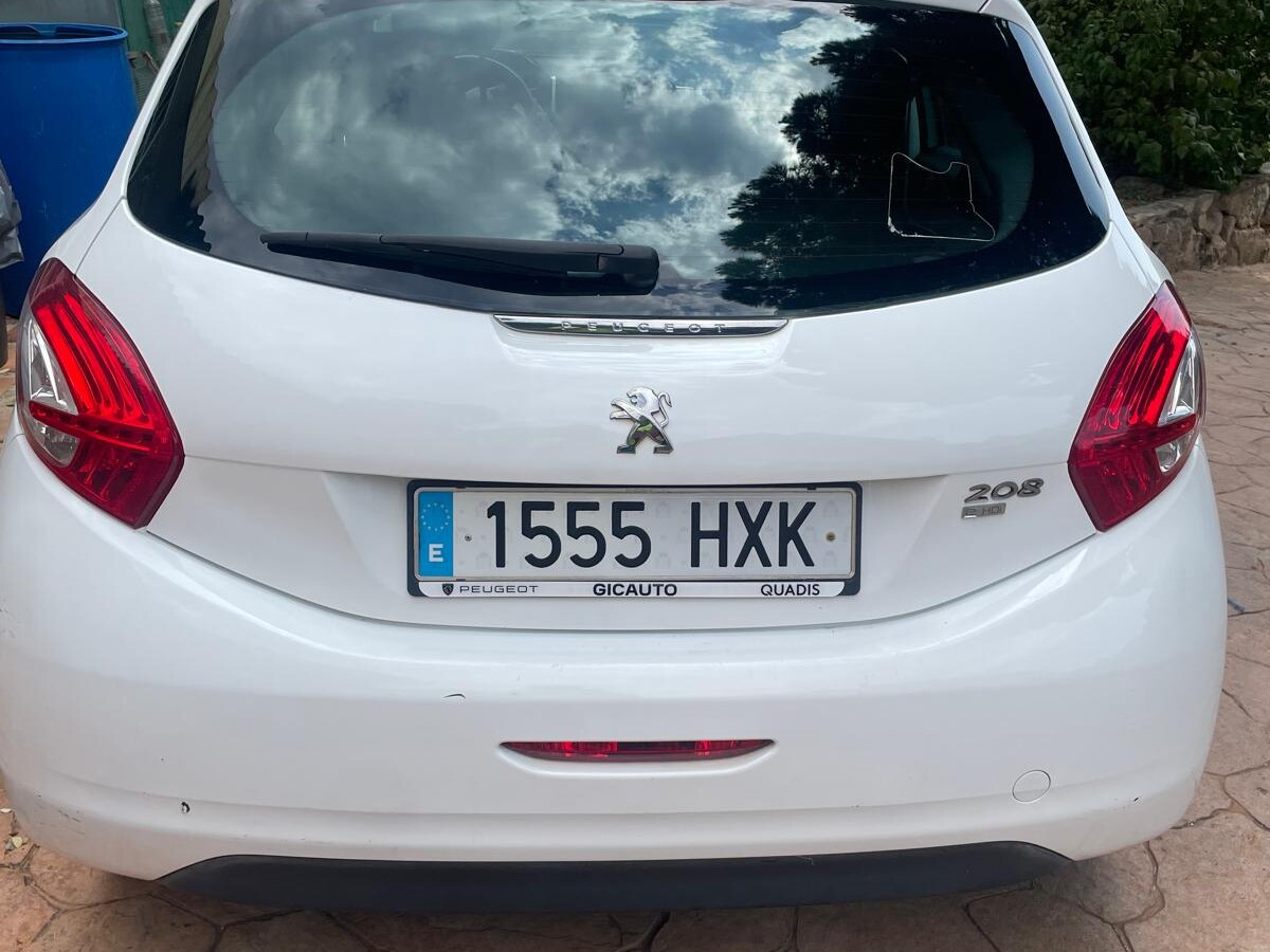 Peugeot 208